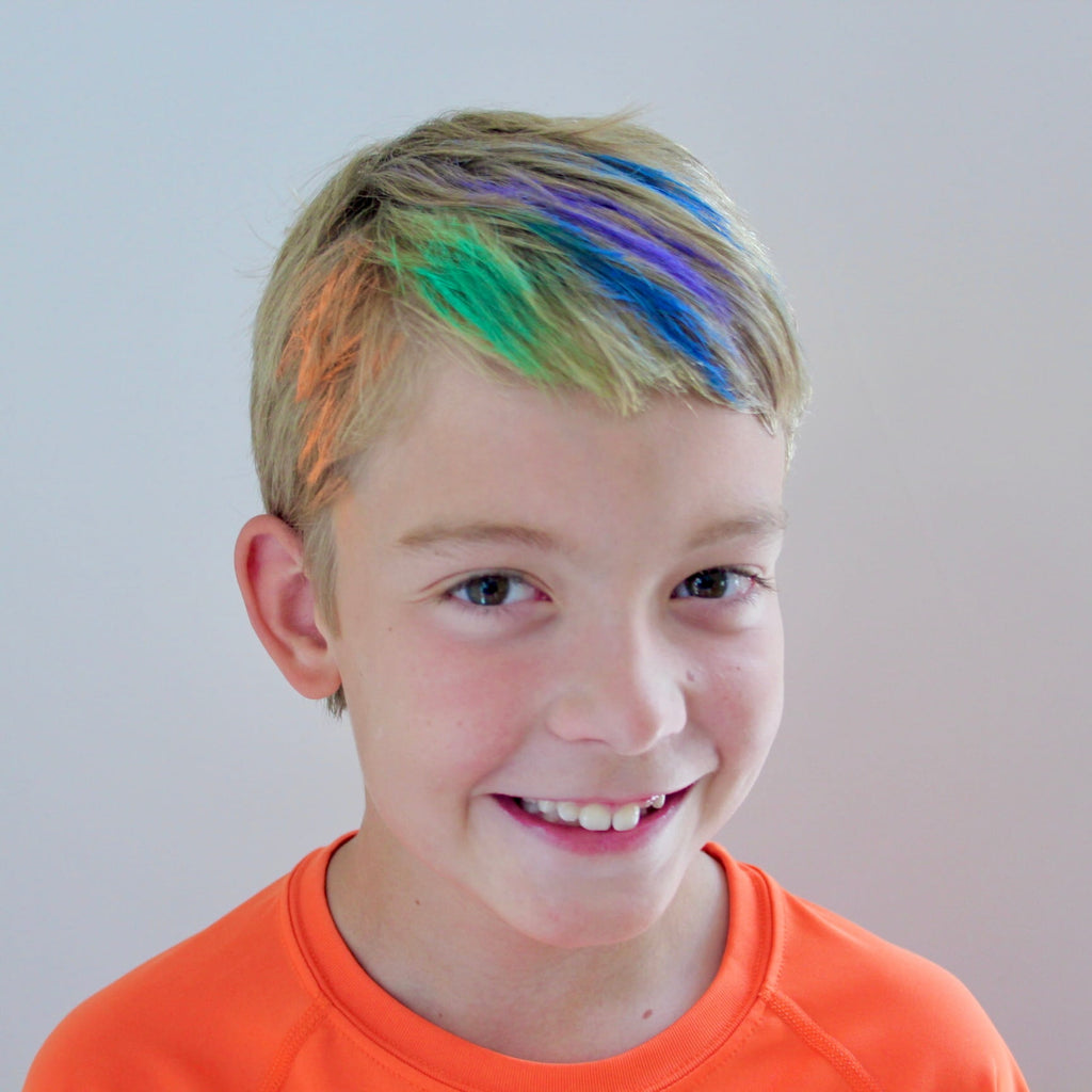 Child_with_Colorful_Hair_From_Hair_Chalk